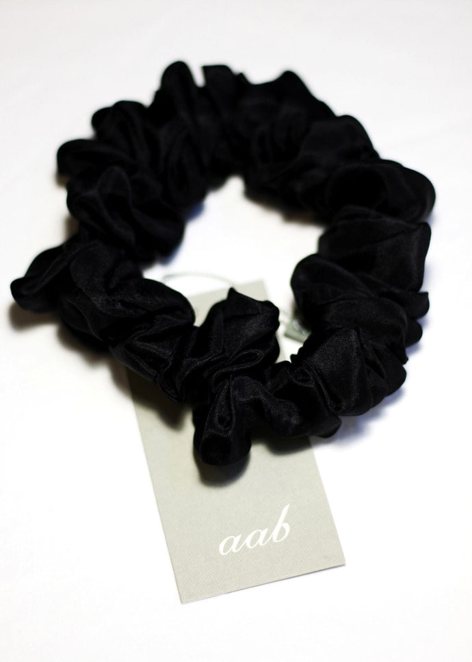 Silk Scrunchie Black