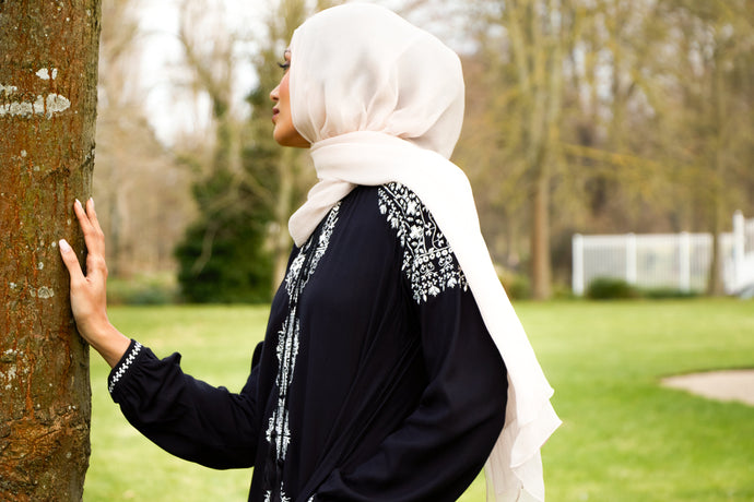 Sumer Abaya (Final Sale)